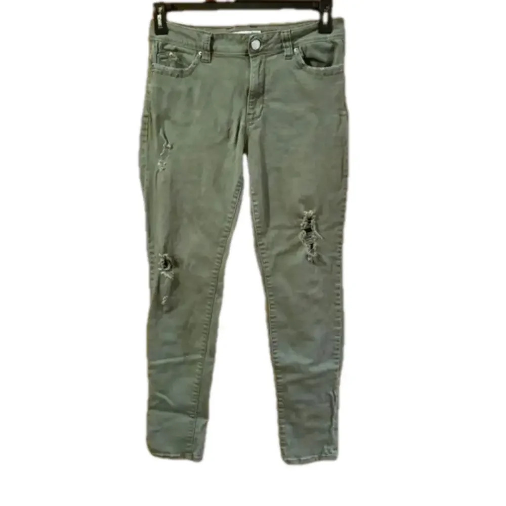 Wanna Better Butt YMI Distressed Skinny Jeans Mid Rise Olive Jr size 11